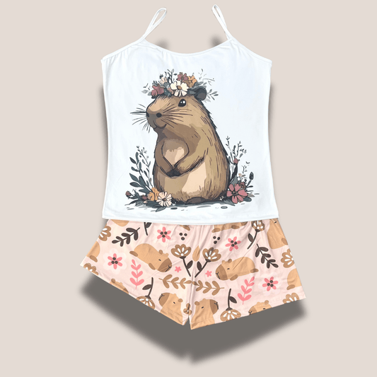 Pijama dama capibara con flores – Dulzura y frescura
